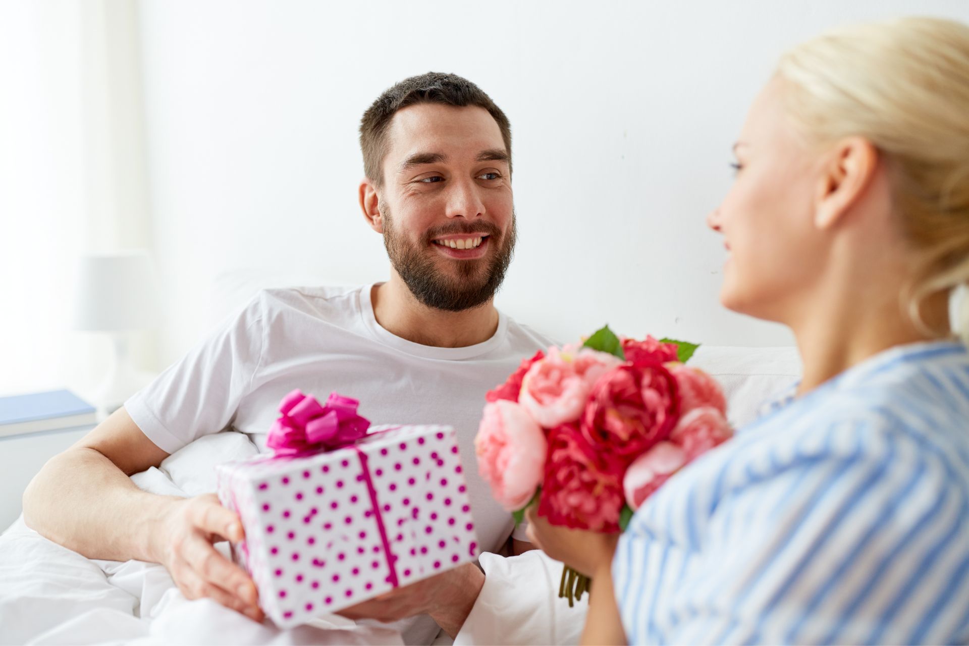 romantic gifts for newlyweds